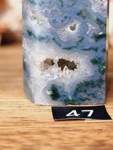 Load image into Gallery viewer, Beautiful Moss Agate Points