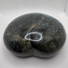 Load image into Gallery viewer, Labradorite Heart