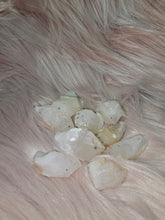Load image into Gallery viewer, Hollandite Star in Quartz Set 4 (103g)
