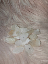 Load image into Gallery viewer, Hollandite Star in Quartz Set 5 (102g)

