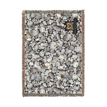 Load image into Gallery viewer, Howlite cotton woven blanket

