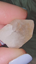 Load and play video in Gallery viewer, Hollandite Star in Quartz Set 5 (102g)
