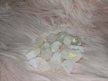 Load image into Gallery viewer, Hollandite Star in Quartz Set 1 (102g)
