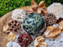 Load image into Gallery viewer, Kambaba Sphere #97
