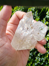 Load image into Gallery viewer, DT Herkimer Diamond Palm #434
