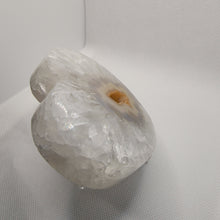 Load image into Gallery viewer, Druzy Agate Heart
