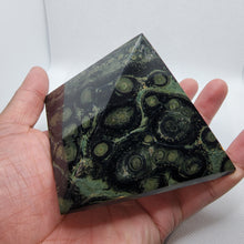 Load image into Gallery viewer, Kambaba Jasper Pyramid
