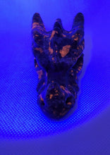 Load image into Gallery viewer, Yooperlite Dragon Skull Carving
