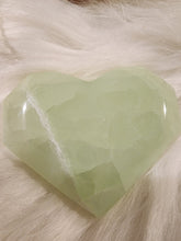 Load image into Gallery viewer, Pistachio Calcite Faceted Heart (102g)
