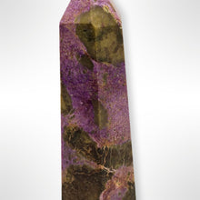 Load image into Gallery viewer, Stichtite With Serpentine Point

