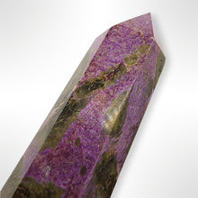Load image into Gallery viewer, Stichtite With Serpentine Point
