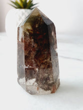 Load image into Gallery viewer, Garden Quartz Point
