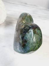 Load image into Gallery viewer, Moss Agate Heart
