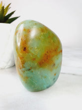 Load image into Gallery viewer, Peruvian Chrysoprase
