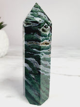 Load image into Gallery viewer, Super Unique Moss Agate Point with Zebra Druzies
