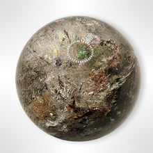 Load image into Gallery viewer, Garden Quartz Sphere 336

